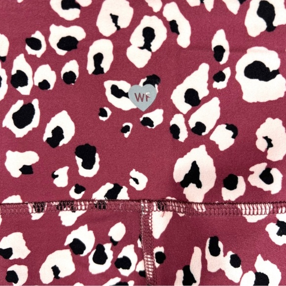 NWT Wildfox Large Pink Animal Print High Waist Workout Leggings Comfy & Stylish - Picture 4 of 6